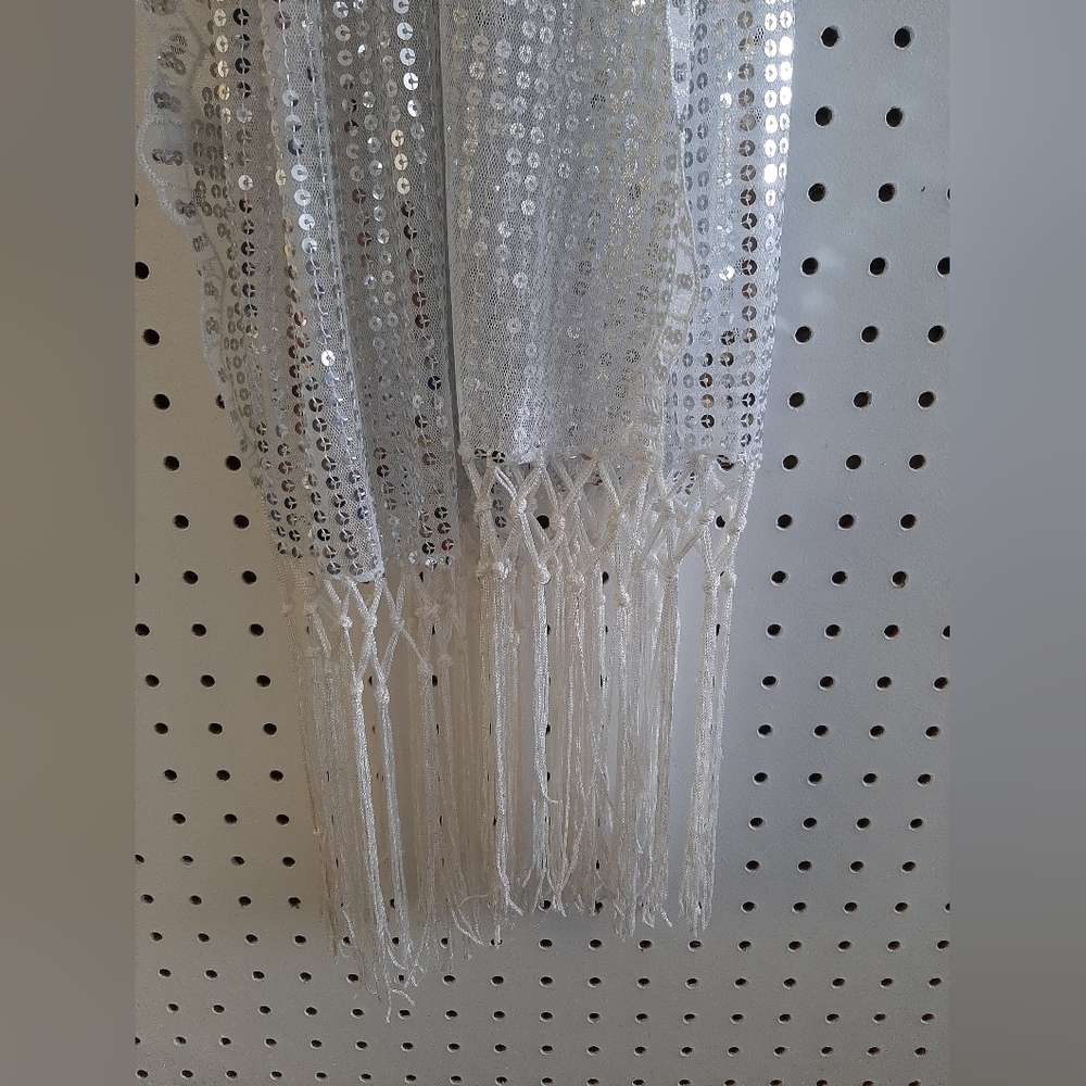 * Sparkly Scarf - Picture 2 of 3